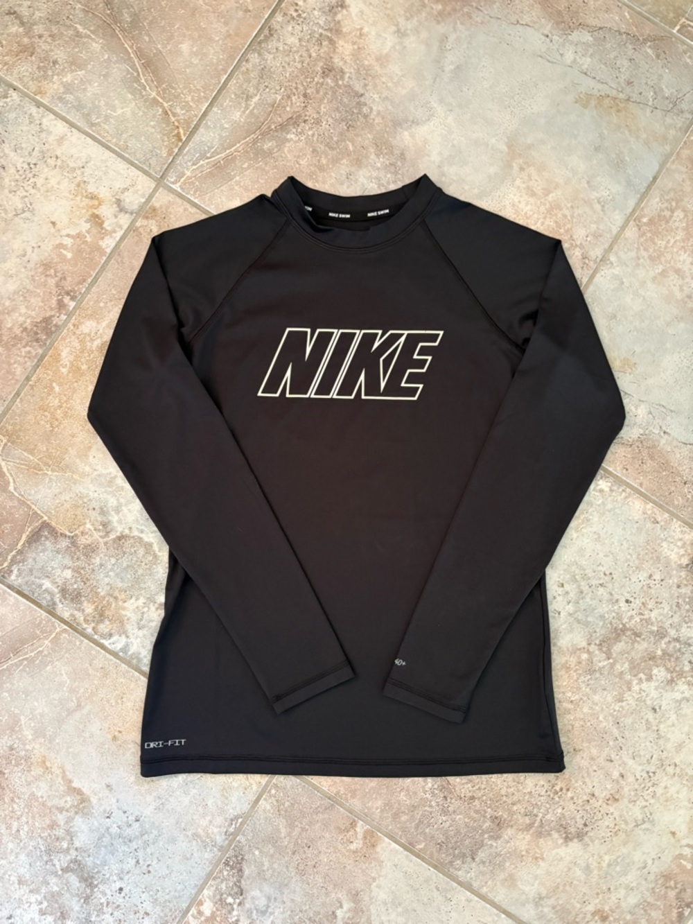 Nike Swim Long Sleeve Black Rashguard Women’s Medium Sun Protection Logo Dri-FIT